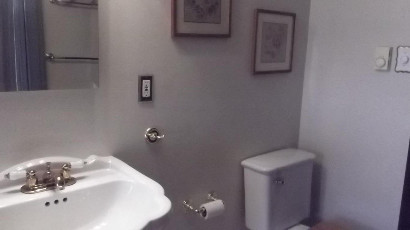 7 N Main ST, Parowan, UT 84761