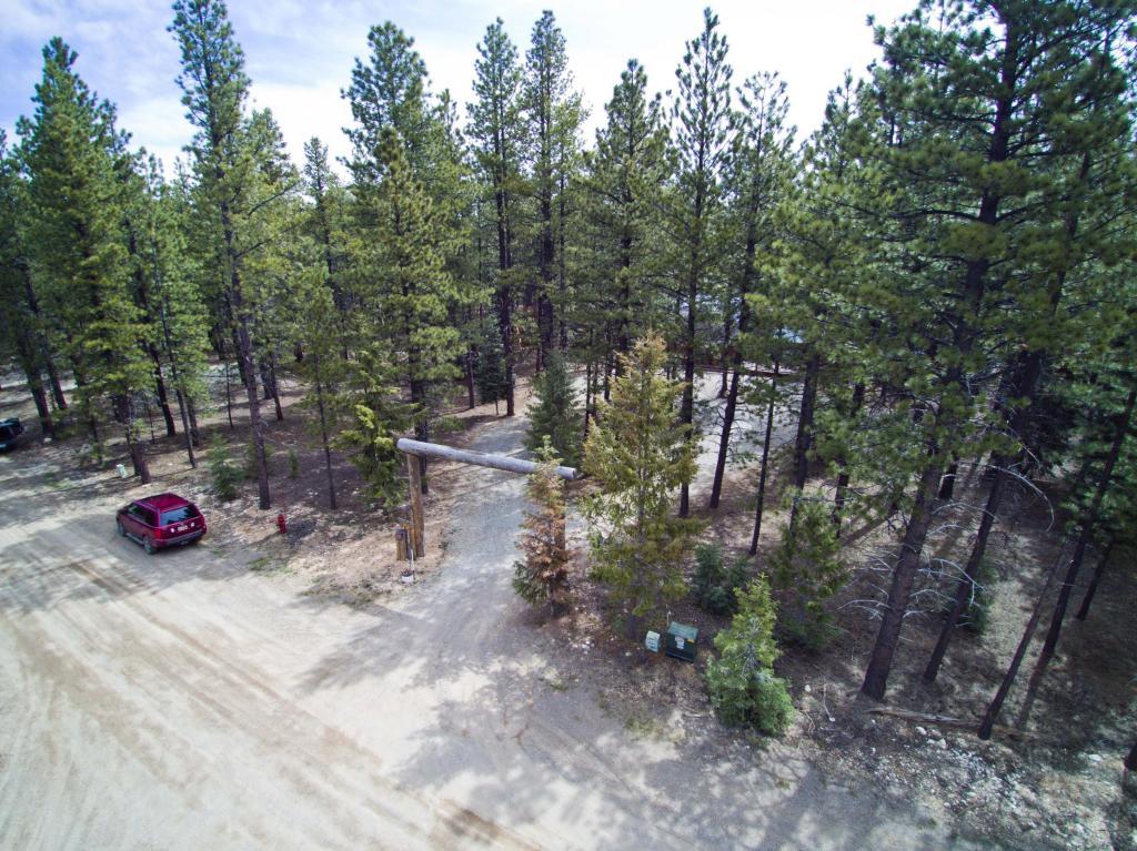 1370 Heavenly Dr, Duck Creek, UT 84762