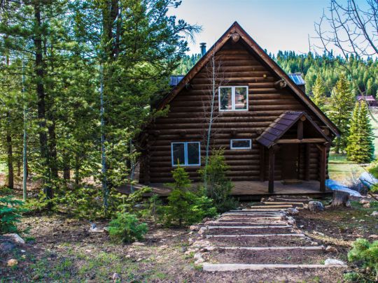 1865 E Strawberry Point Rd, Duck Creek Village, UT 84762