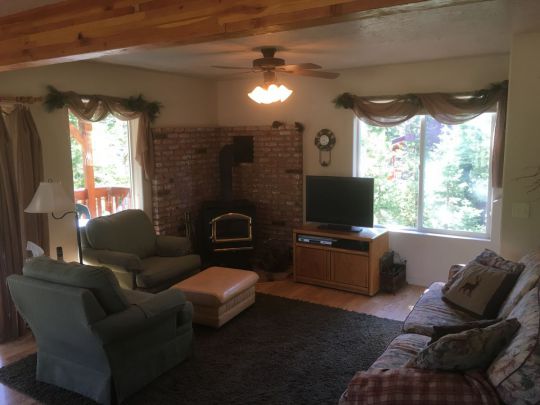 50 E Christensen Dr, Duck Creek Village, UT 84762