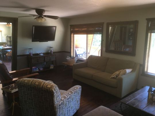 295 E Rim Rd, Duck Creek Village, UT 84762