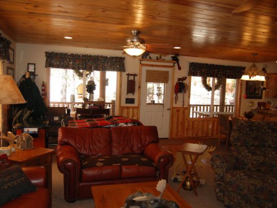 3330 E Piute Dr, Duck Creek Village, UT 84762