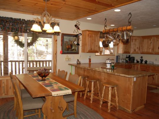 3330 E Piute Dr, Duck Creek Village, UT 84762