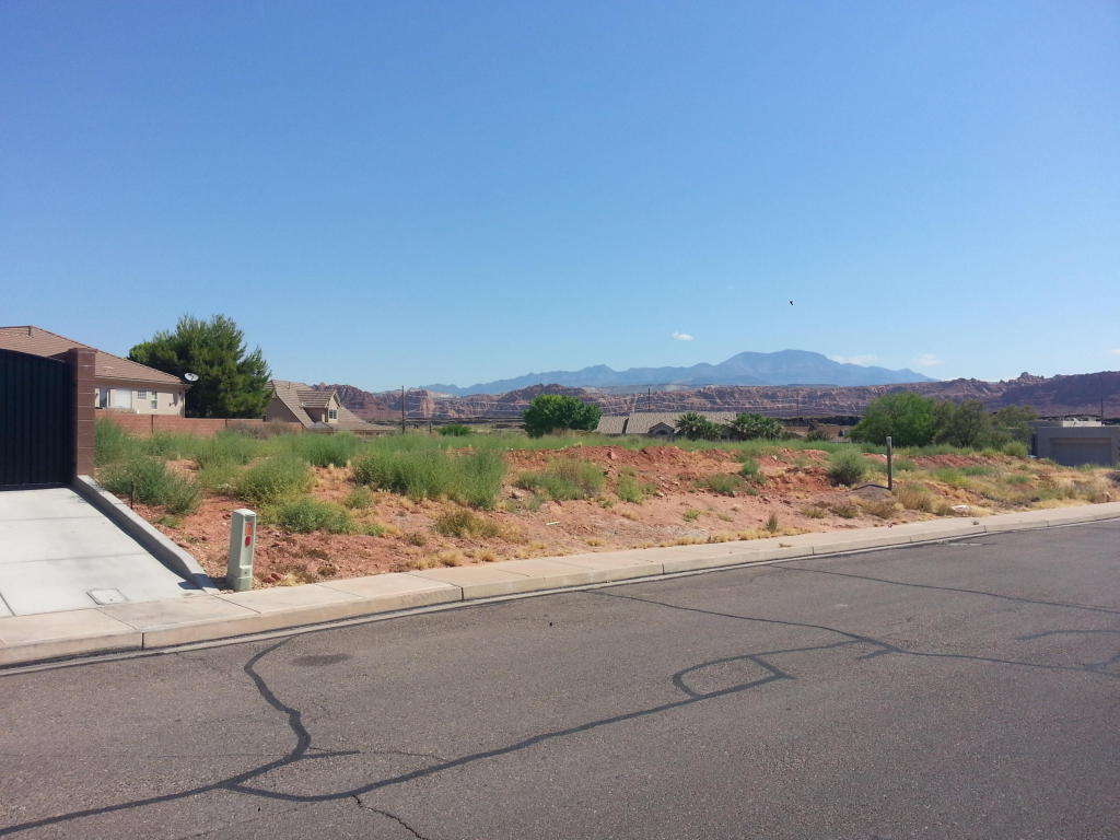 3422 Adobe DR, Santa Clara, UT 84765