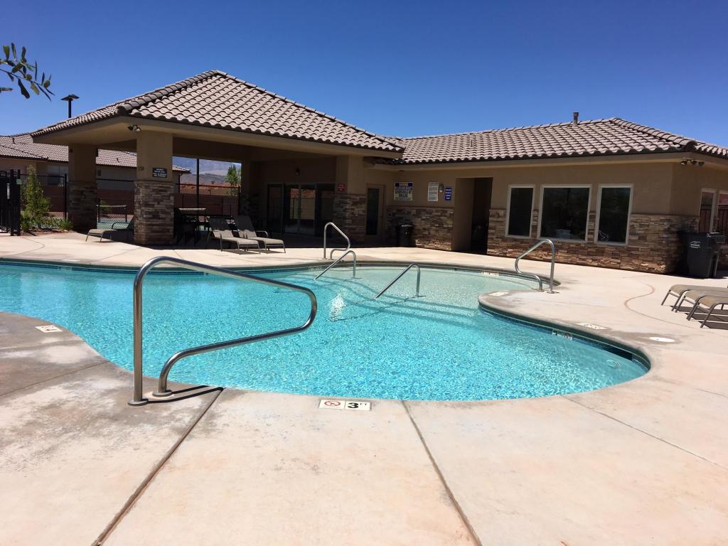 2747 Kenzies Way, Santa Clara, UT 84765
