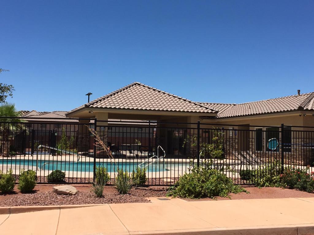 2747 Kenzies Way, Santa Clara, UT 84765