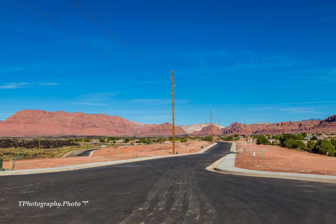 Desert Heights DR, Santa Clara, UT 84765