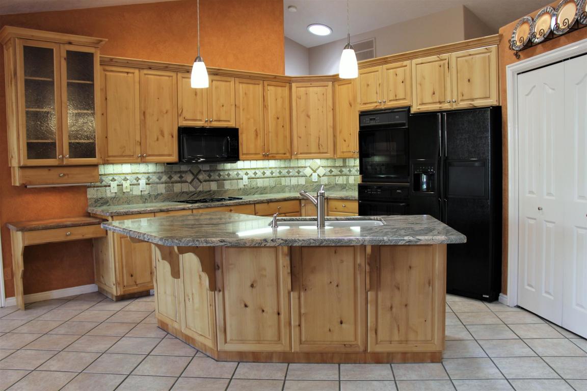 3650 Alpine DR, Santa Clara, UT 84765