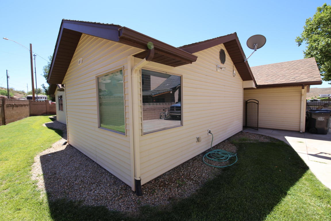 3264 Santa Clara DR, Santa Clara, UT 84765