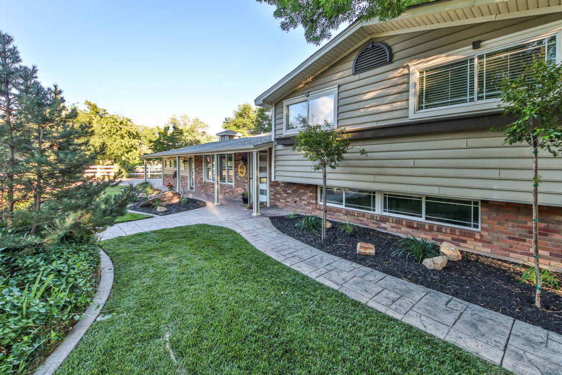 2537 Vineyard DR, Santa Clara, UT 84765