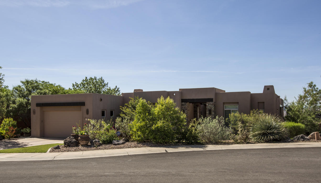 5 W Basalt CIR, Santa Clara, UT 84765