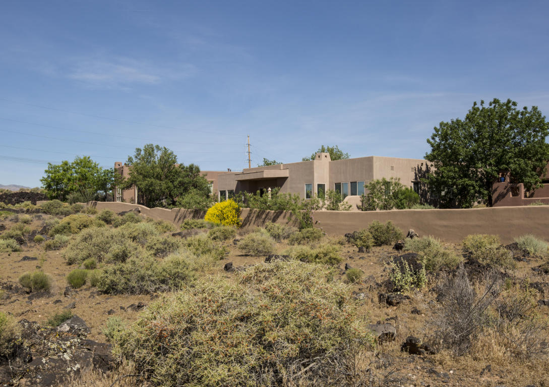 5 W Basalt CIR, Santa Clara, UT 84765