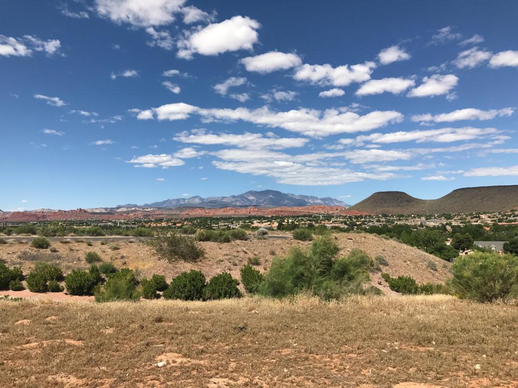584 S Dixie Dr, St George, UT 84770