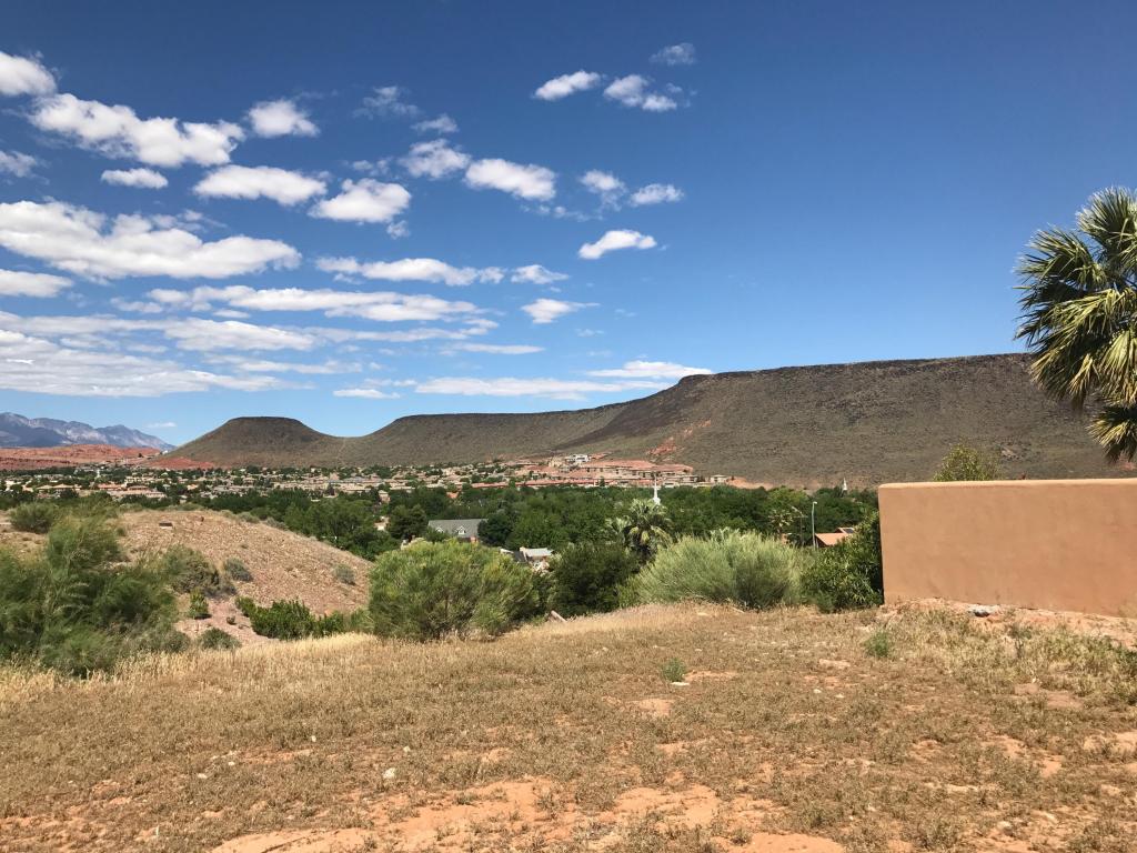 584 S Dixie Dr, St George, UT 84770