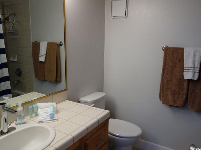860 S VILLAGE RD, St. George, UT 84770