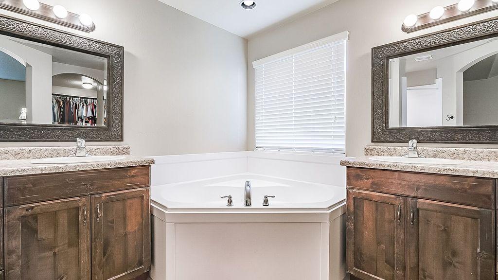 3360 S 2620 E, St George, UT 84770
