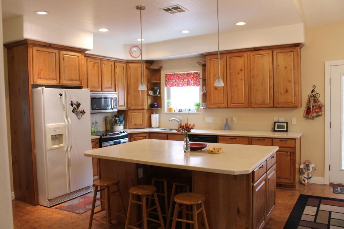 1889 N Lava Flow, St George, UT 84770