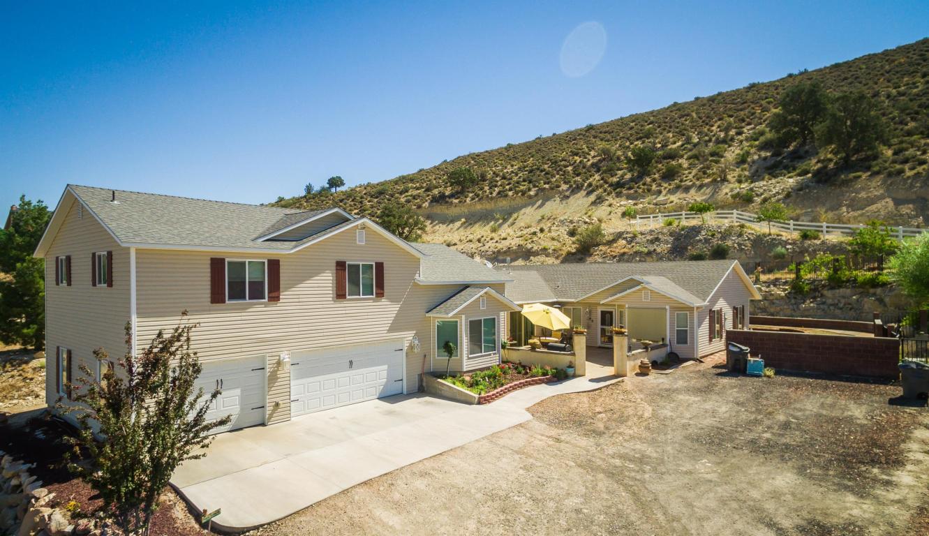 8246 N DIAMOND VALLEY DR, St George, UT 84770