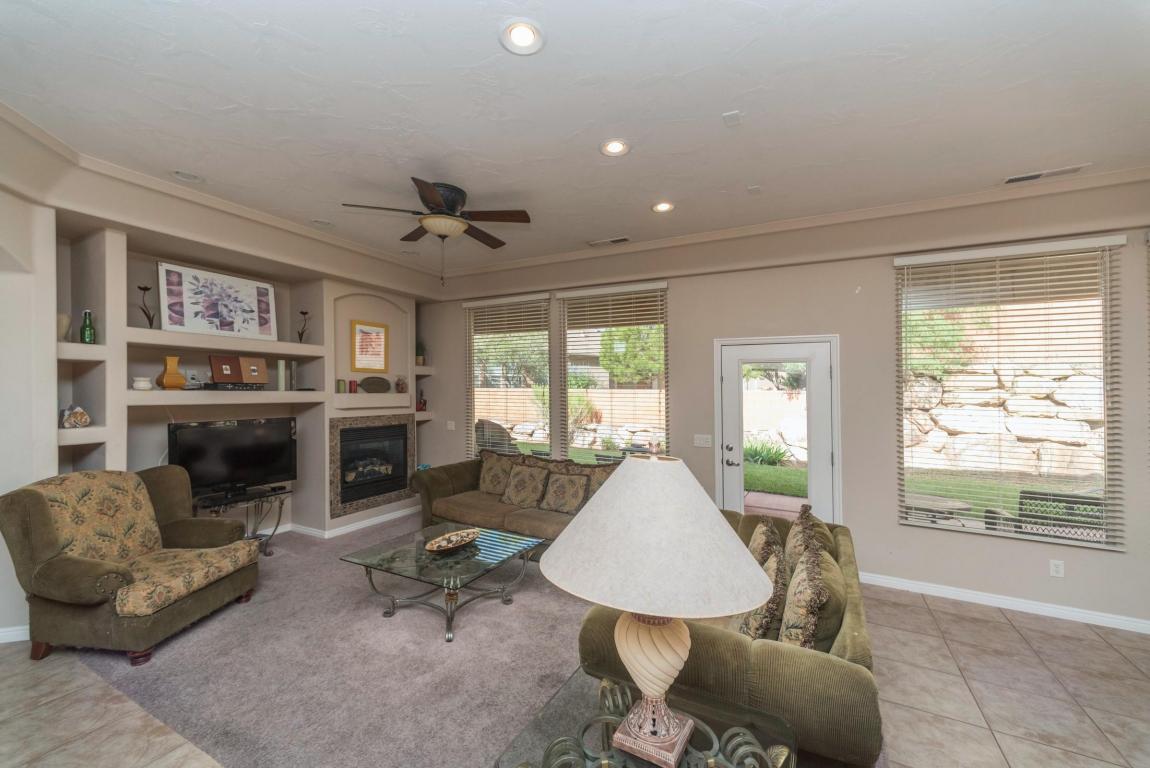 1565 N Sage Dr, St George, UT 84770