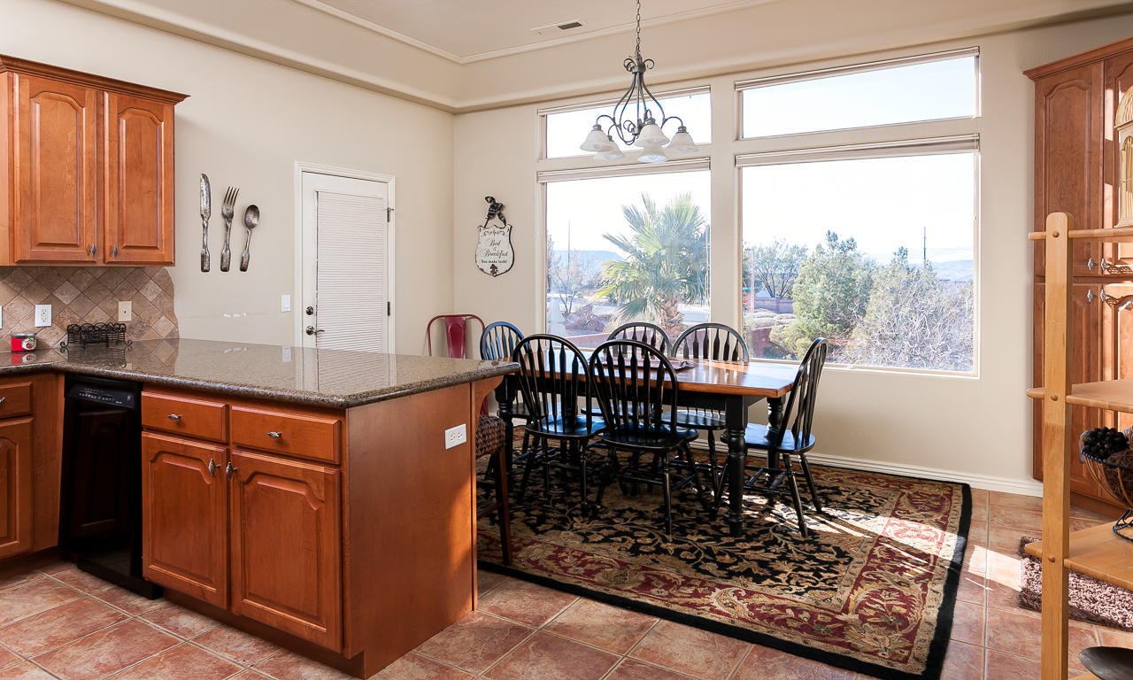 1177 W Roadrunner DR, St George, UT 84770