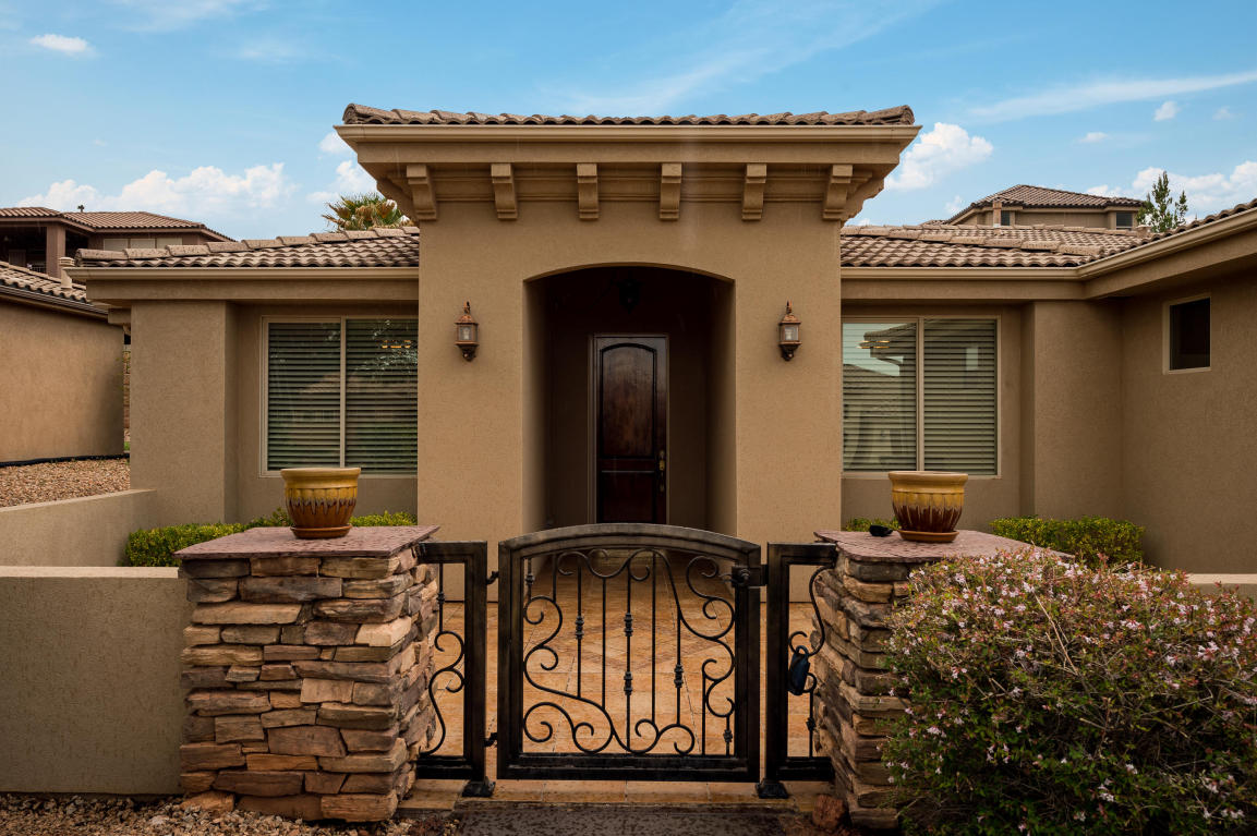 2164 N Gunsight DR, St George, UT 84770
