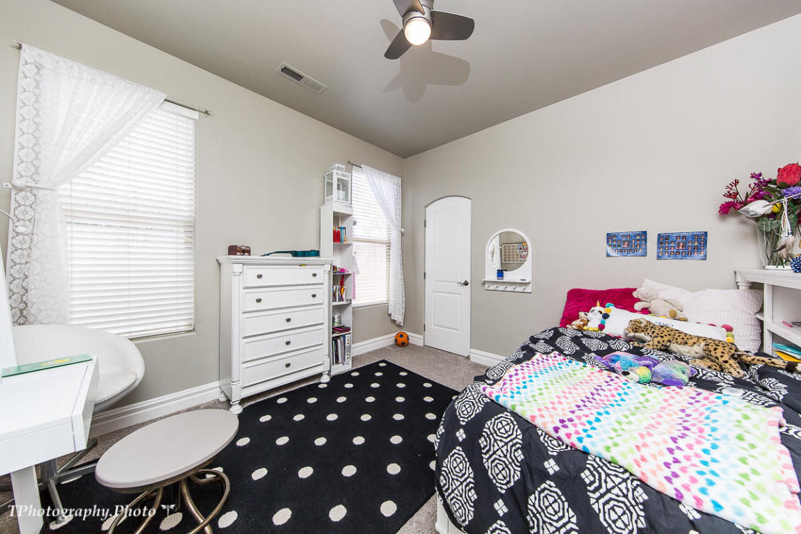 64 N Charbonne DR, St George, UT 84770
