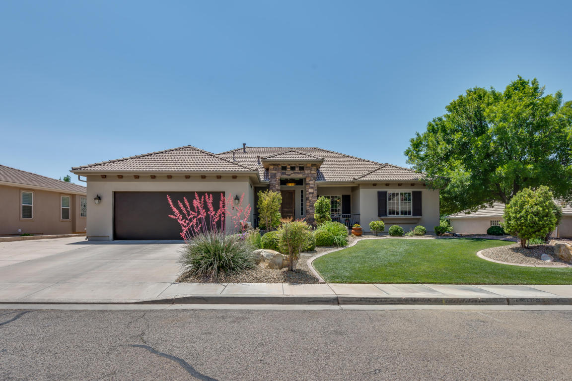 213 W Shadow Point DR, St George, UT 84770