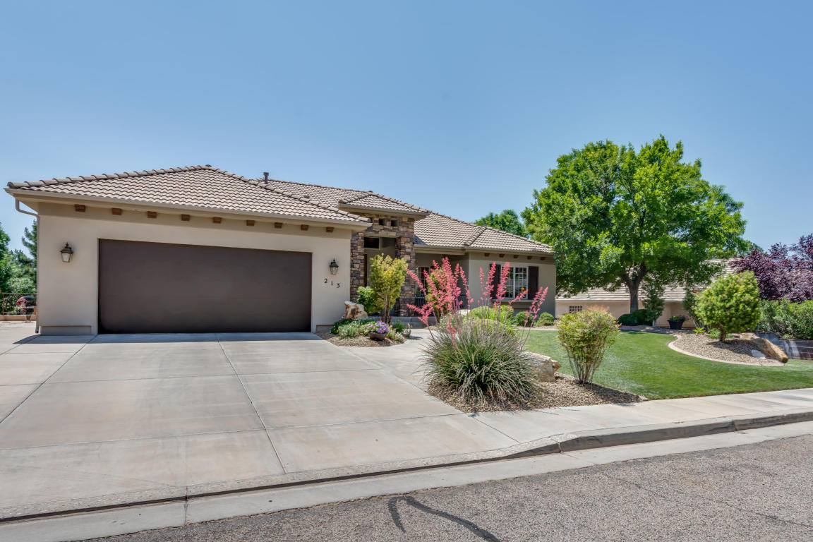 213 W Shadow Point DR, St George, UT 84770