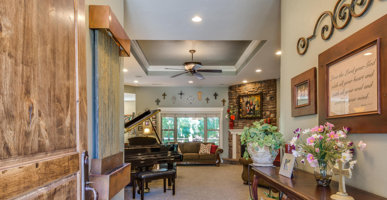 213 W Shadow Point DR, St George, UT 84770