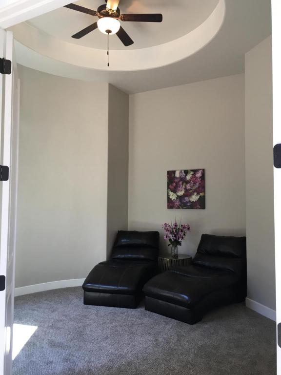 4846 N White Rocks DR, St George, UT 84770