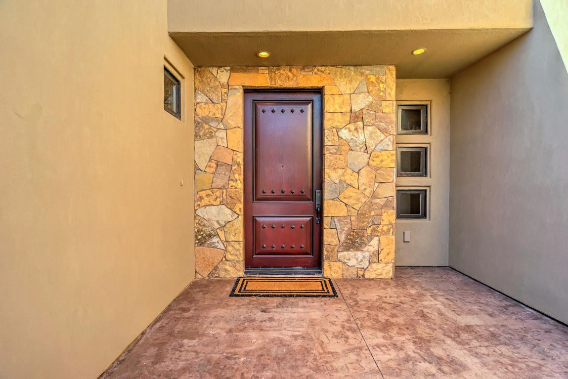 1711 W Red Cloud CIR, St George, UT 84770