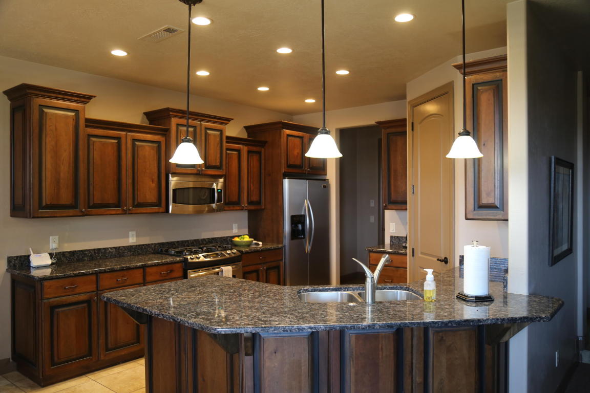 1927 W 470 N ST, St George, UT 84770