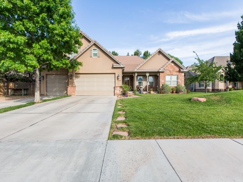 1044 S Shady Springs DR, St George, UT 84770
