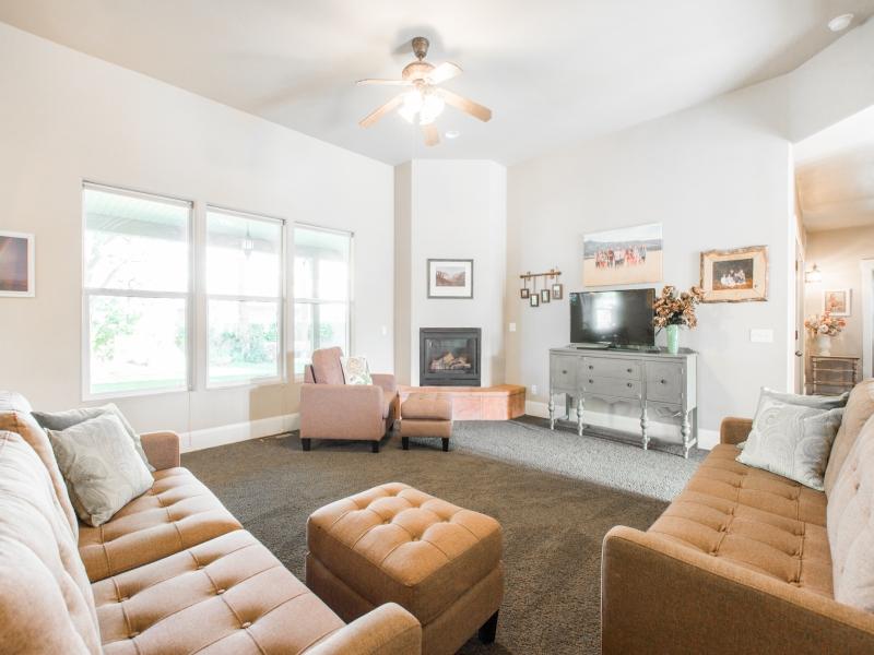 1044 S Shady Springs DR, St George, UT 84770