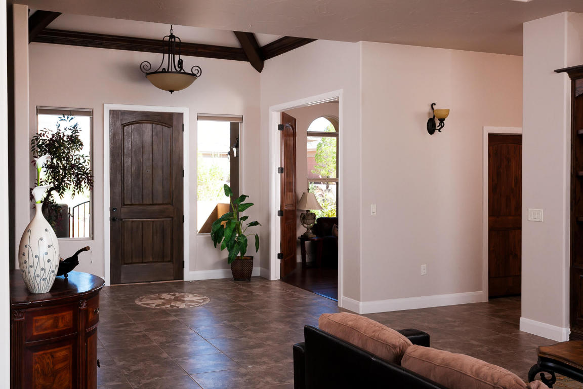 627 S 1950 W CIR, St George, UT 84770