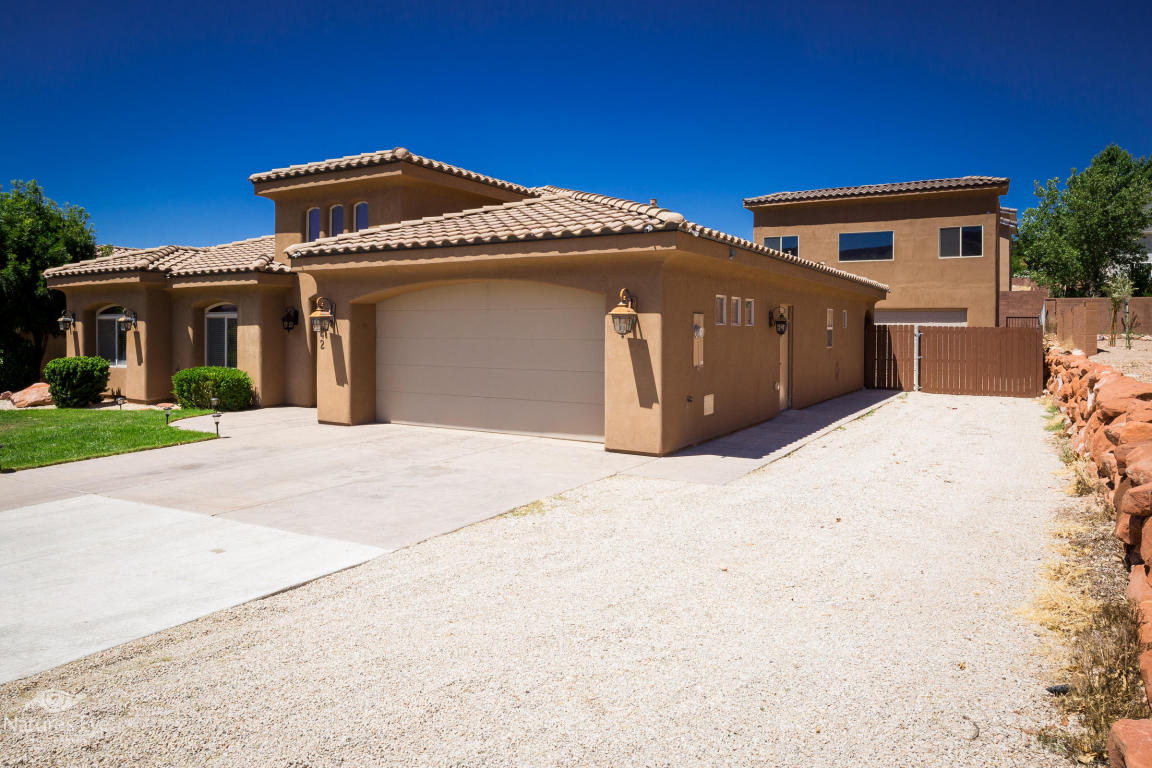 942 Peachtree DR, Toquerville, UT 84774