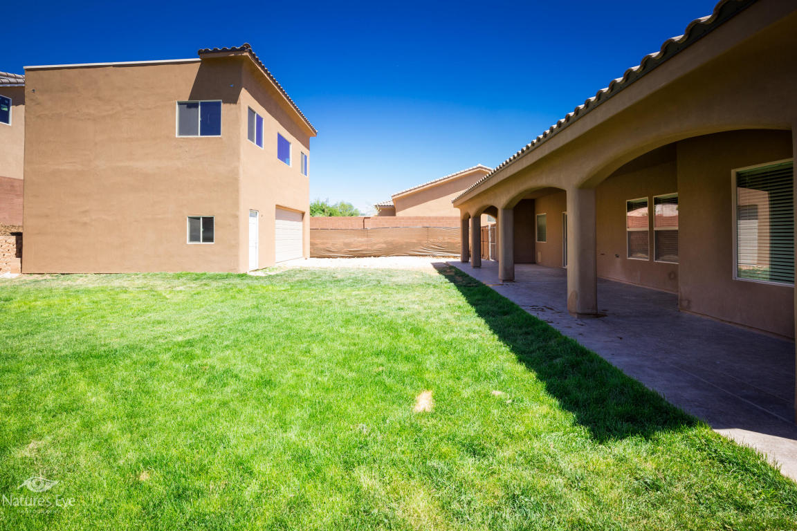 942 Peachtree DR, Toquerville, UT 84774