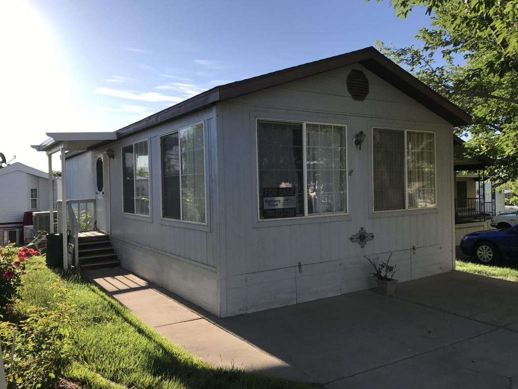 1150 W Red Hills, Washington, UT 84780