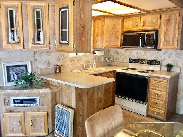 180 N 1100 E, Washington, UT 84780