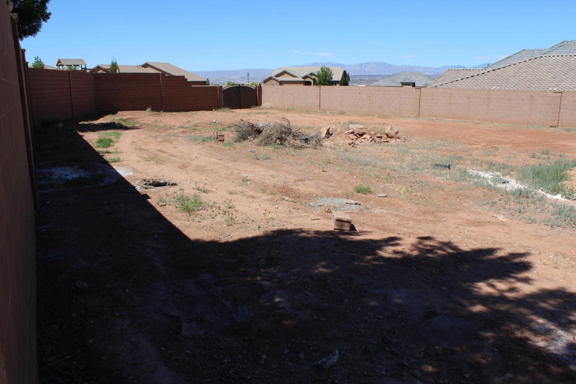 1562 E Scenic Sunrise, Washington, UT 84780