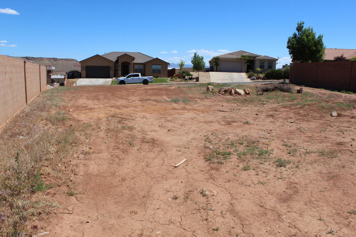 1562 E Scenic Sunrise, Washington, UT 84780