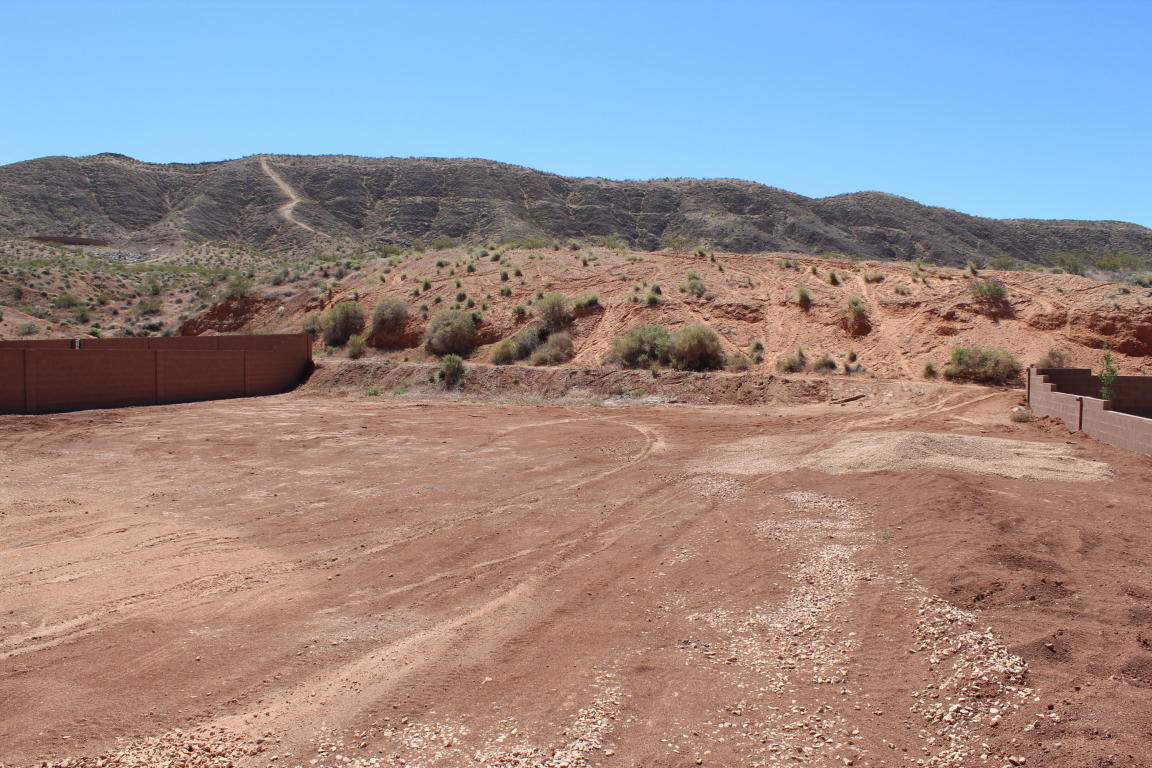 Sandhill Drive, Washington, UT 84780