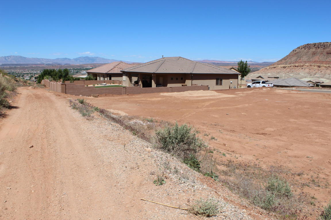 Sandhill Drive, Washington, UT 84780