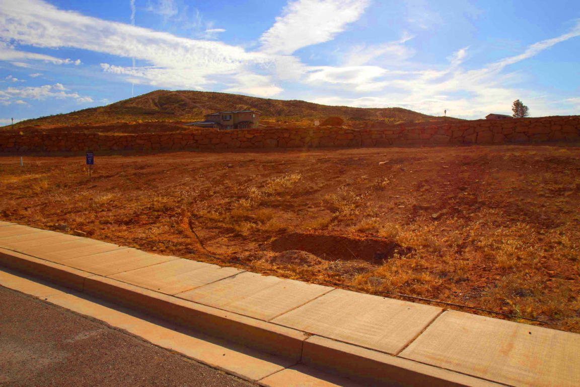 2913 Kings Court, Washington, UT 84780