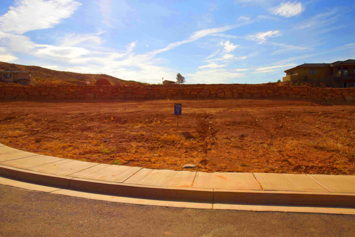 2913 Kings Court, Washington, UT 84780