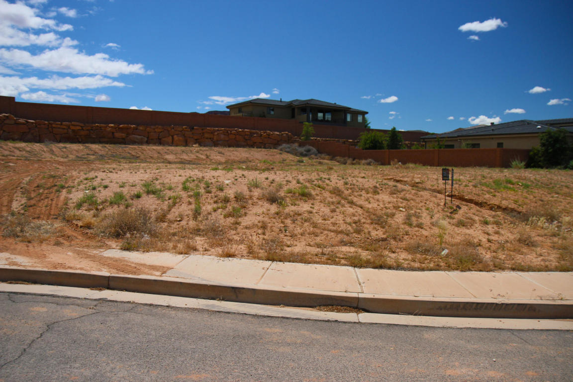 2913 Kings Court, Washington, UT 84780