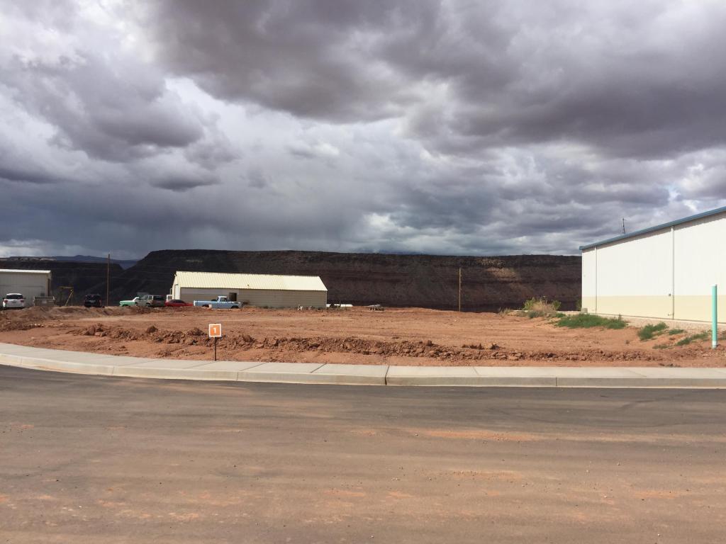 1823 E NuTeam Circle, Washington, UT 84780