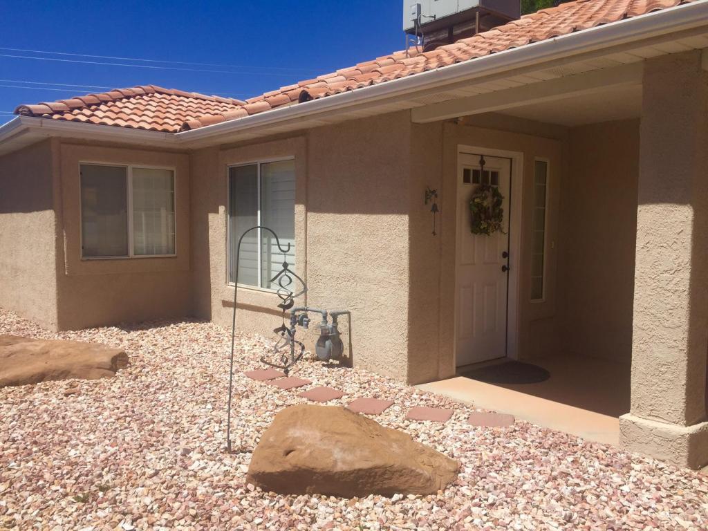 1360 E Telegraph ST, Washington, UT 84780