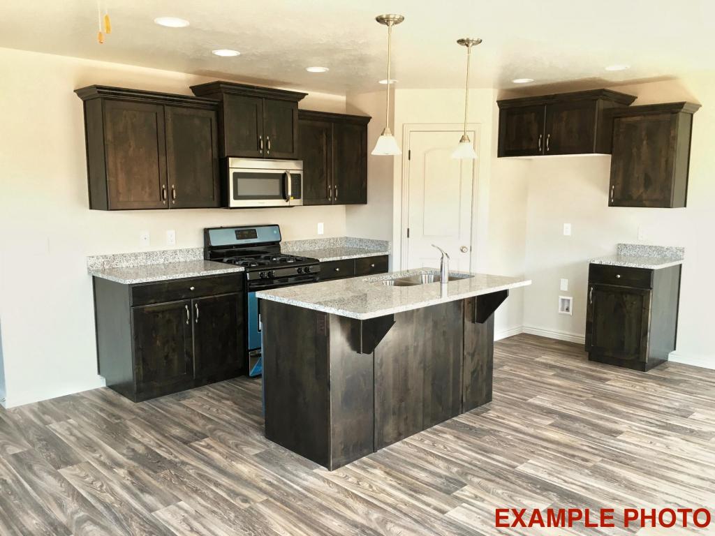 325 N Red Stone Rd, Washington, UT 84780