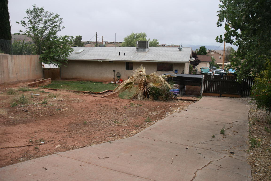 351 Village Way, Washington, UT 84780